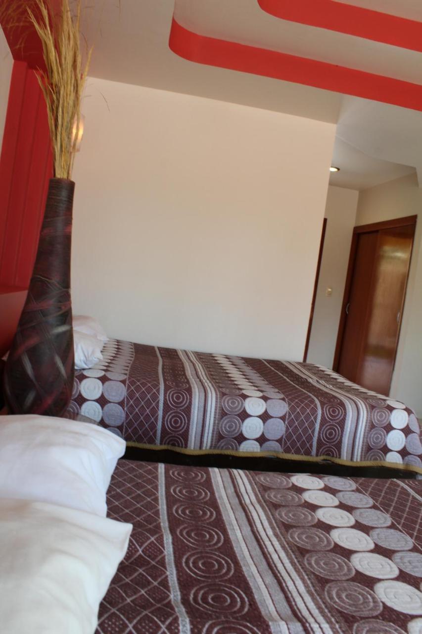 Hotel Real De Cortes Los Reyes  Екстер'єр фото