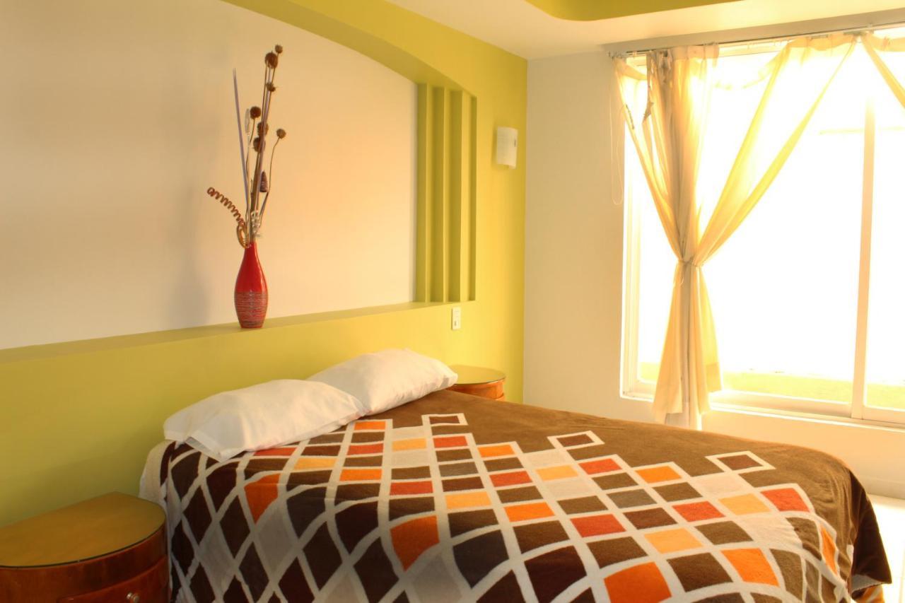 Hotel Real De Cortes Los Reyes  Екстер'єр фото