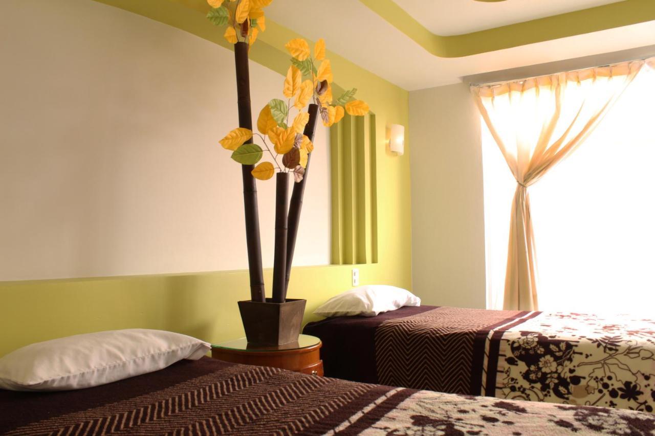 Hotel Real De Cortes Los Reyes  Екстер'єр фото